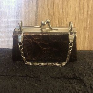 Divine Vintage Faux Alligator Piece!